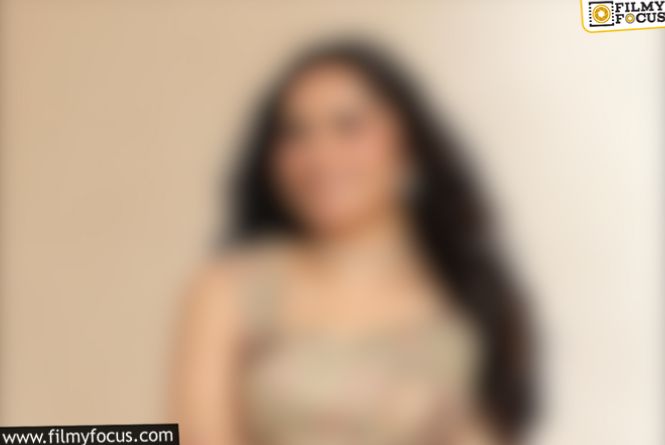 స్టార్‌ బయోపిక్‌.. చర్చలోకి కన్నడ స్టార్‌ హీరోయిన్‌ పేరు