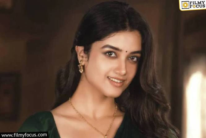 Bhagyashree Borse: అన్ని ప్లాపులు ఉన్నా.. భాగ్య శ్రీ డిమాండ్ ఏమీ తగ్గడం లేదుగా