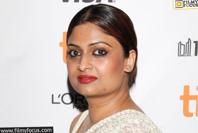 Geethu Mohandas: ‘టాక్సిక్‌’ సీన్‌.. ఫస్ట్‌ టైమ్‌ రియాక్టైన డైరక్టర్‌ గీతూ.. ఏమందంటే?