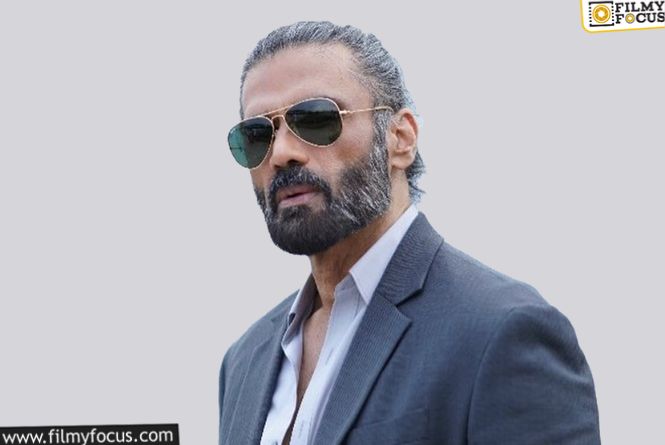 Sunil Shetty: కొడుకు బ్లాక్‌బస్టర్‌ సినిమాను చూడని స్టార్‌ హీరో.. థియేటర్‌ బయటే కూర్చుని..