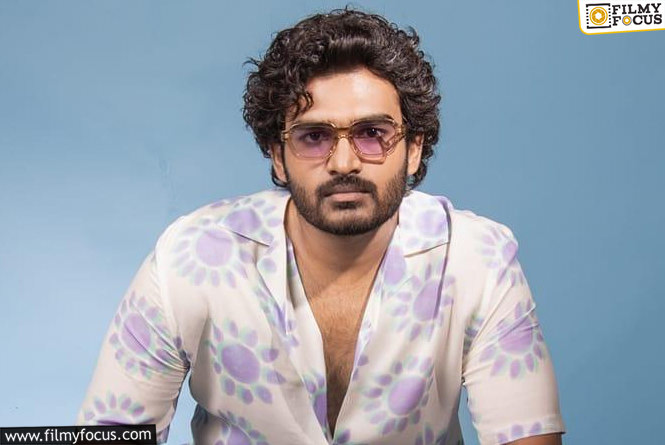 Kiran Abbavaram: మెగాఫోన్‌ పట్టబోతున్న కిరణ్‌ అబ్బవరం.. ఈ టైమ్‌ రిస్కా? లేక మార్క్‌ కోసమా?