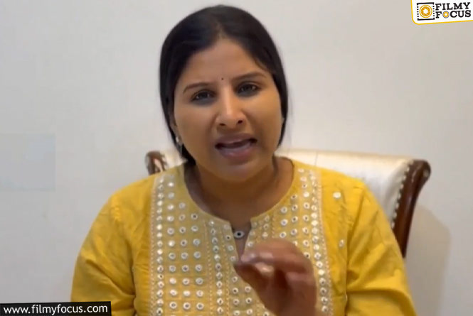 Mangli: నాకు పాటలే తెలుసు.. స్కామ్‌లు తెలియవు.. ఎమోషనల్‌ అయిన మంగ్లీ